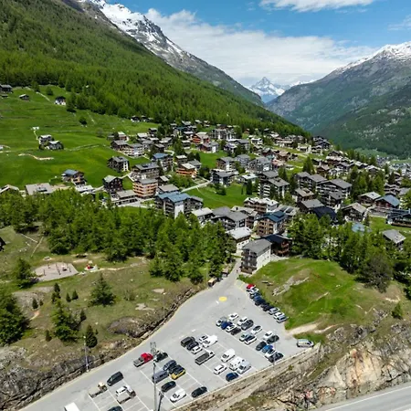 Helles, Chalet-stil Mit Allalinblick * Saas-Fee
